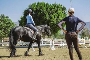 horse-rider-coaching | چگونه می توانیم یک اسب سوار حرفه‌ای شویم؟