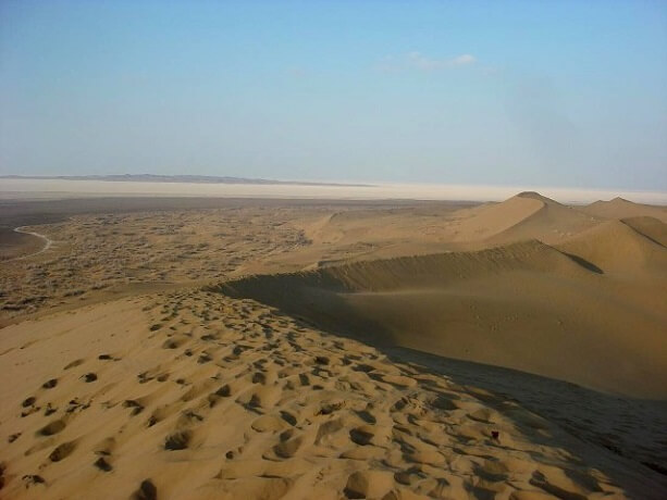 Marenjab-desert.jpg (47 KB)
