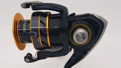 چرخ ماهیگیری برند DAIWA مدل CS4000S - فروشگاه لار